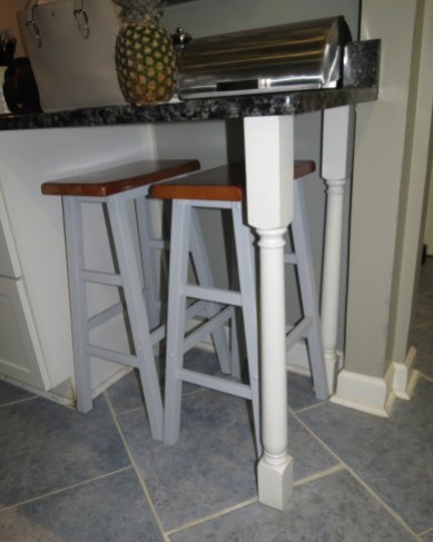 Saddle Stool Makeover - Under countertop (2)